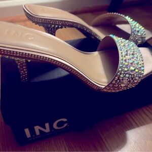 Beautiful and Glamorous mule/dress sandals.